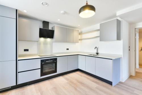 Artisan Court, Wembley. 9 Flats, 3 commercial units.-3